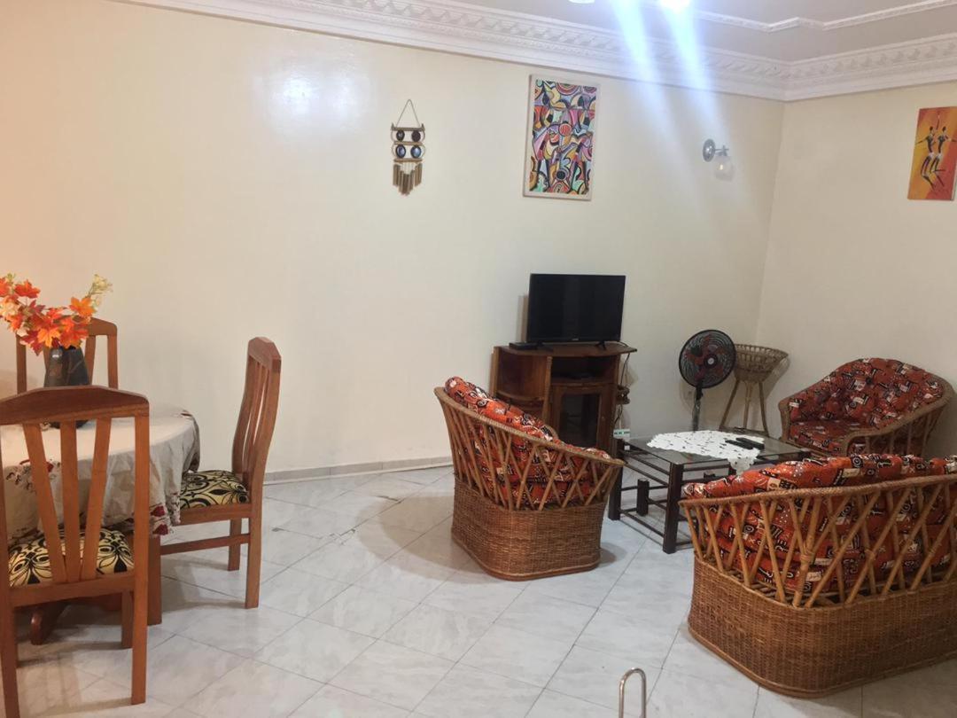 Residence Sh Yaoundé Eksteriør bilde